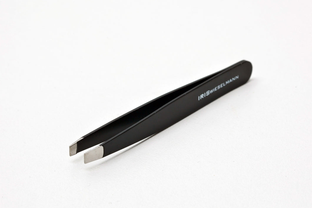 Tweezers